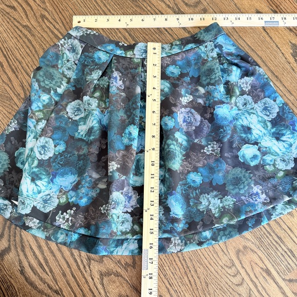 Express Flared pleated floral skirt whimsygoth dark coquette small purple teal - Picture 7 of 7